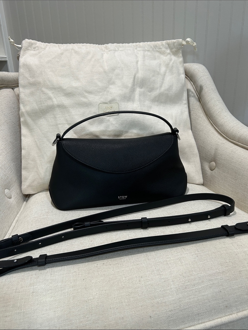 STOW London East West Curve Bag Bundle - Black Leather + Bonus Shoulder Strap